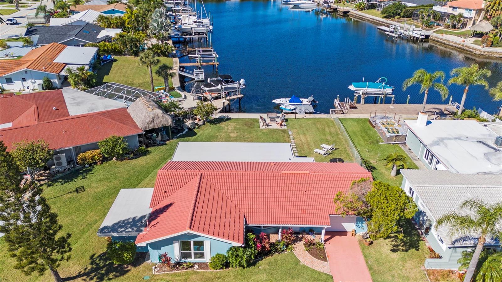 FLOR A MAR - Residential