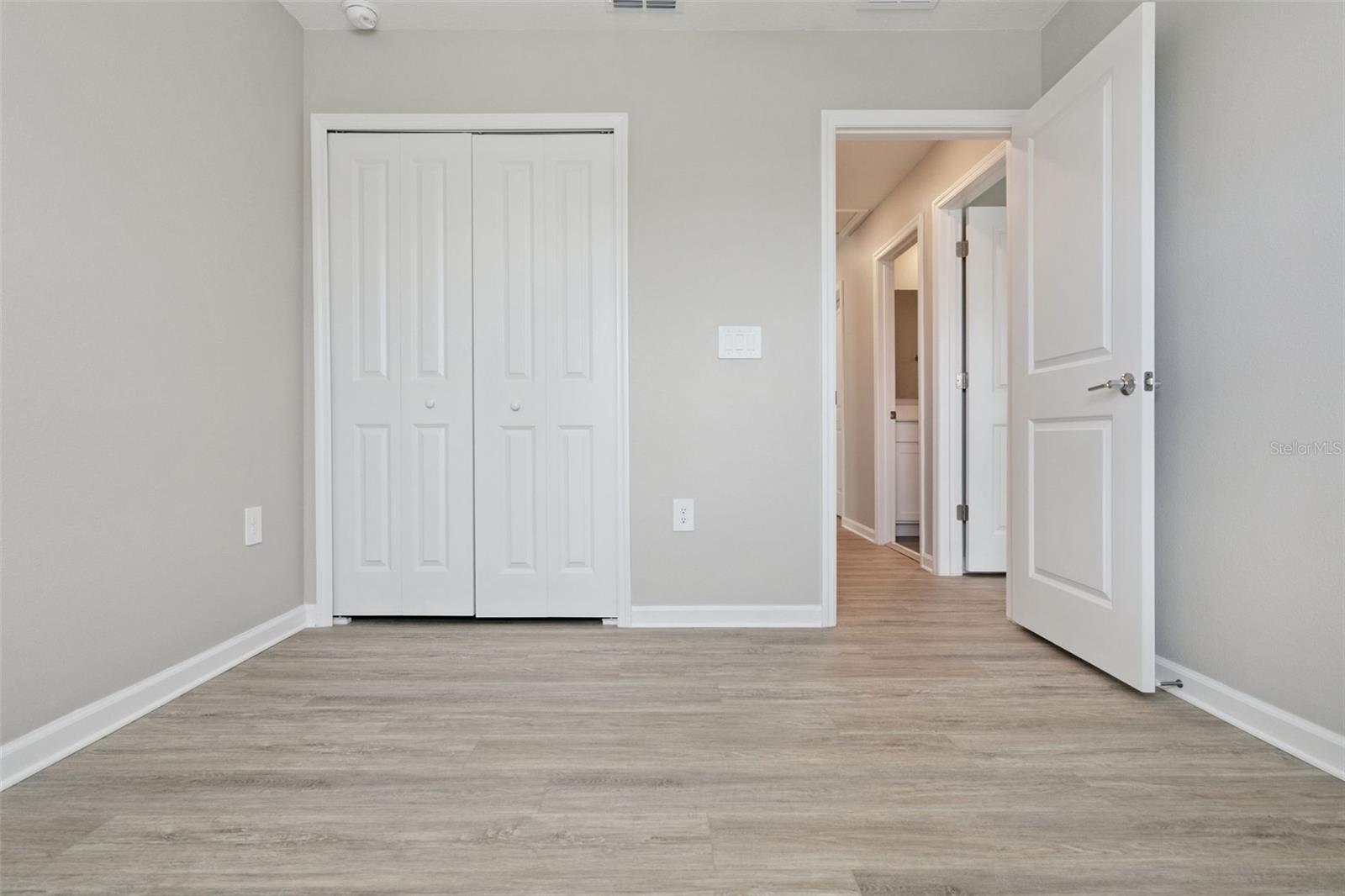 ASTONIA NORTH - Residential Lease