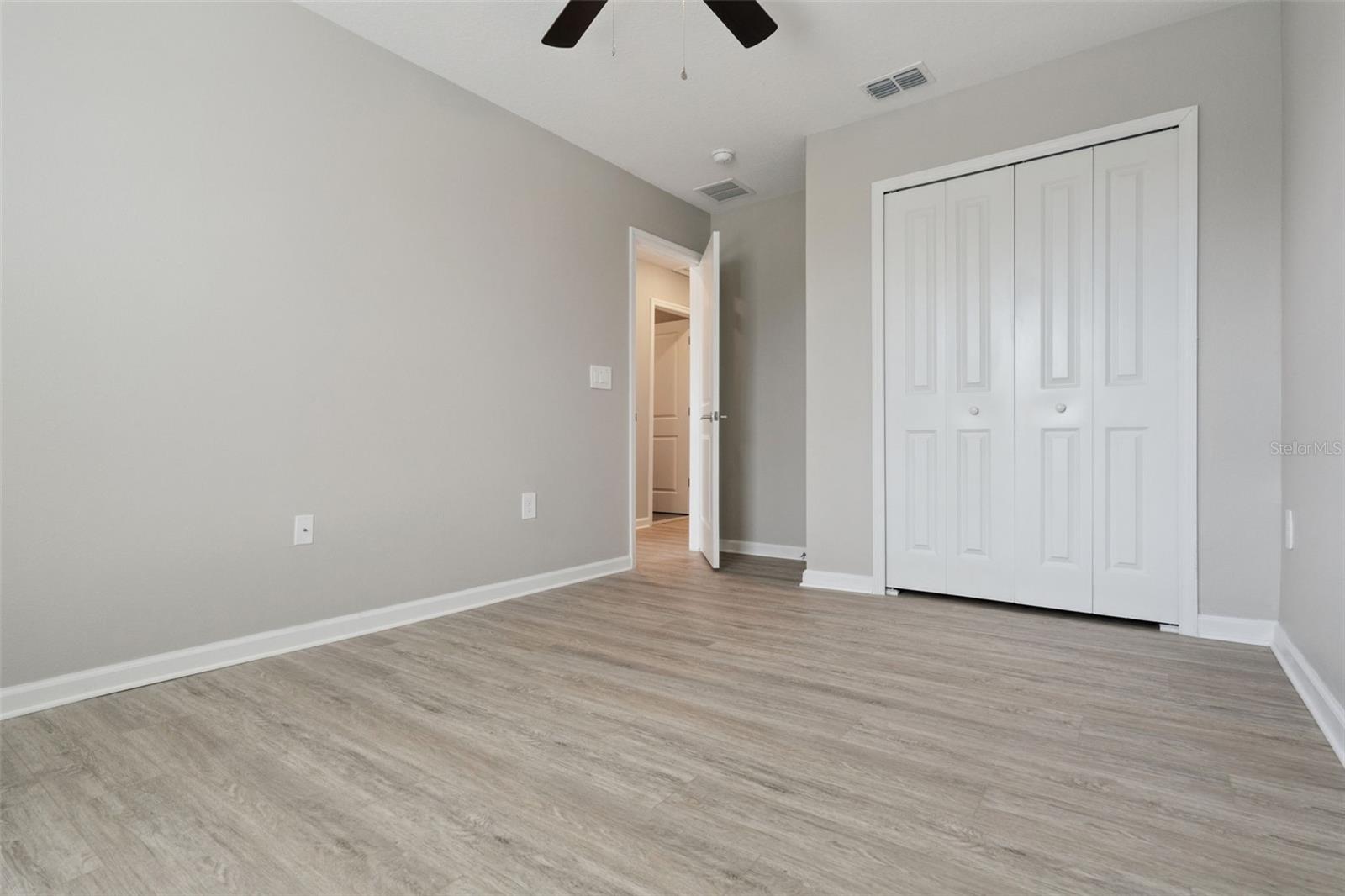 ASTONIA NORTH - Residential Lease