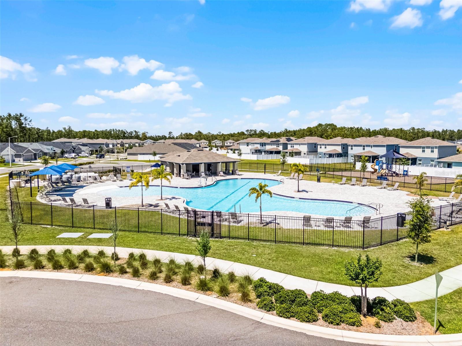 ASTONIA NORTH - Residential Lease