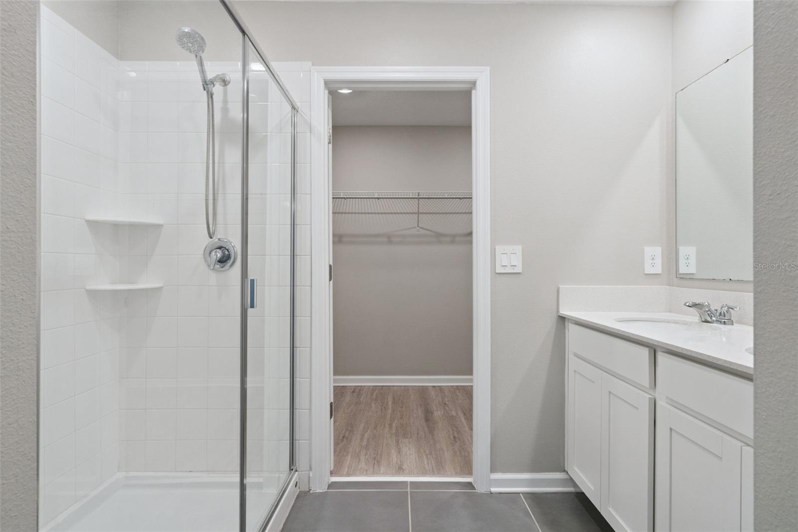 ASTONIA NORTH - Residential Lease