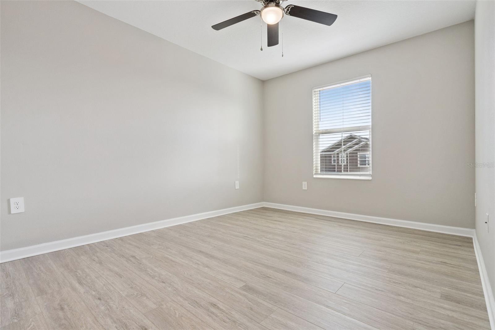 ASTONIA NORTH - Residential Lease