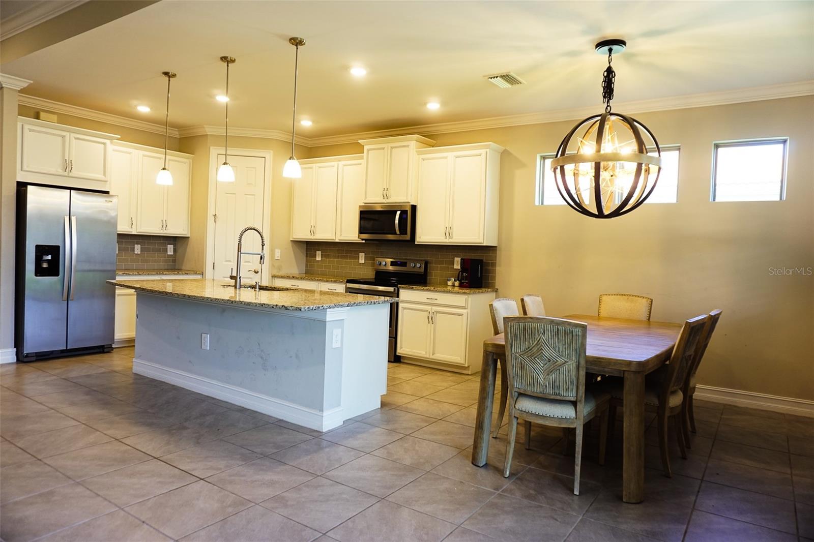 136 POSITANO TRAIL