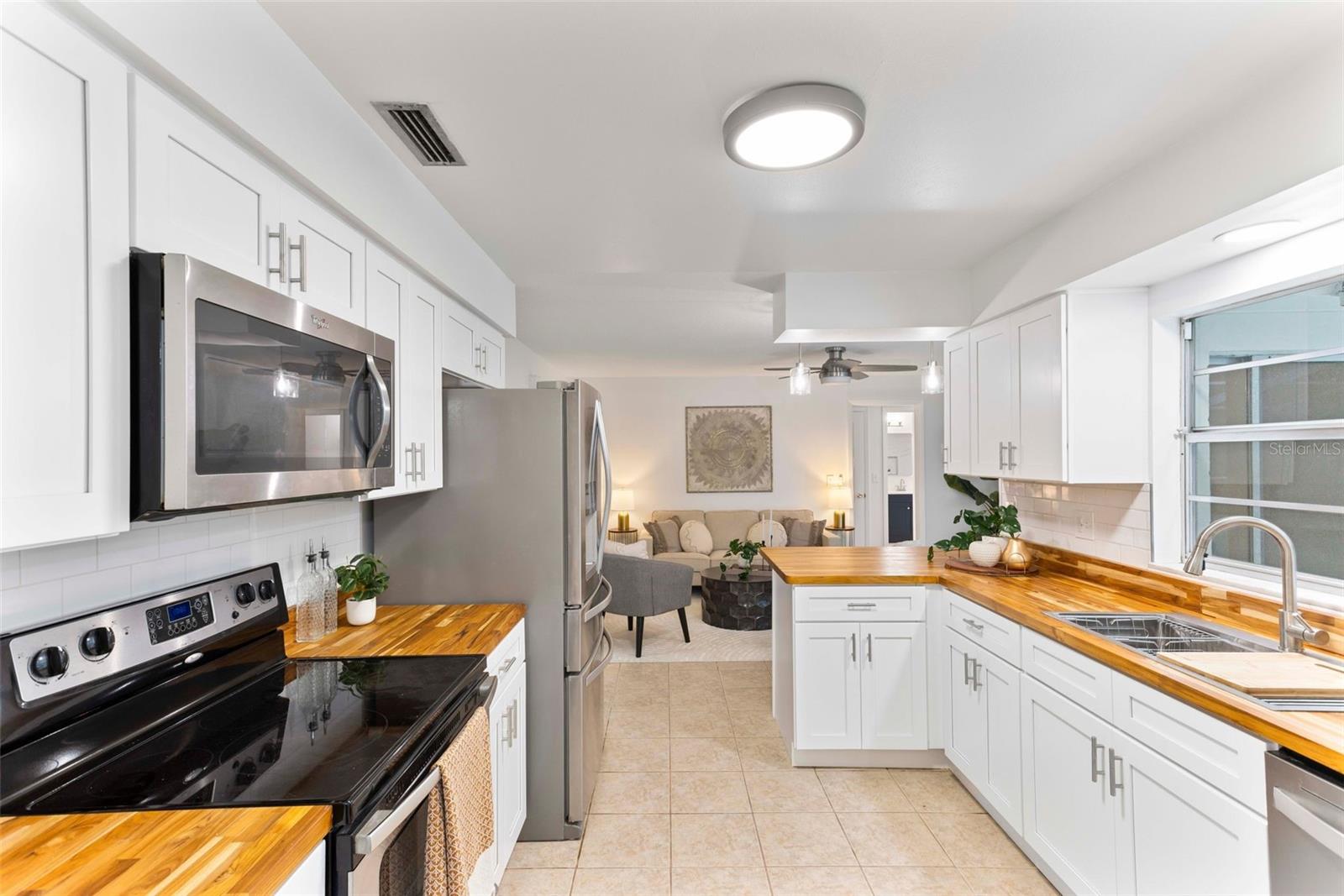 INDIAN HILLS UNIT 1 REP - Residential