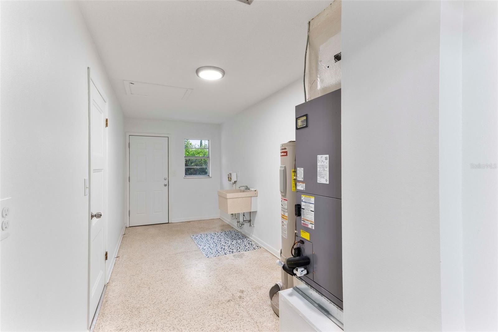 INDIAN HILLS UNIT 1 REP - Residential