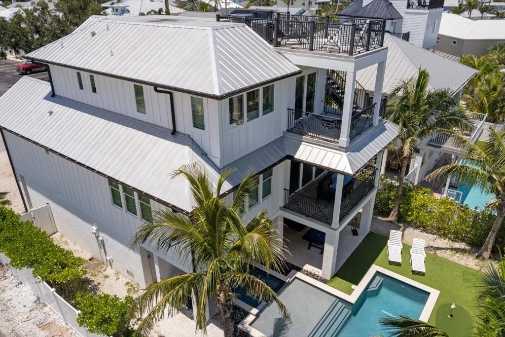 Photo of 239 S Harbor Drive, Holmes Beach, FL 34217 (MLS # A4704768)