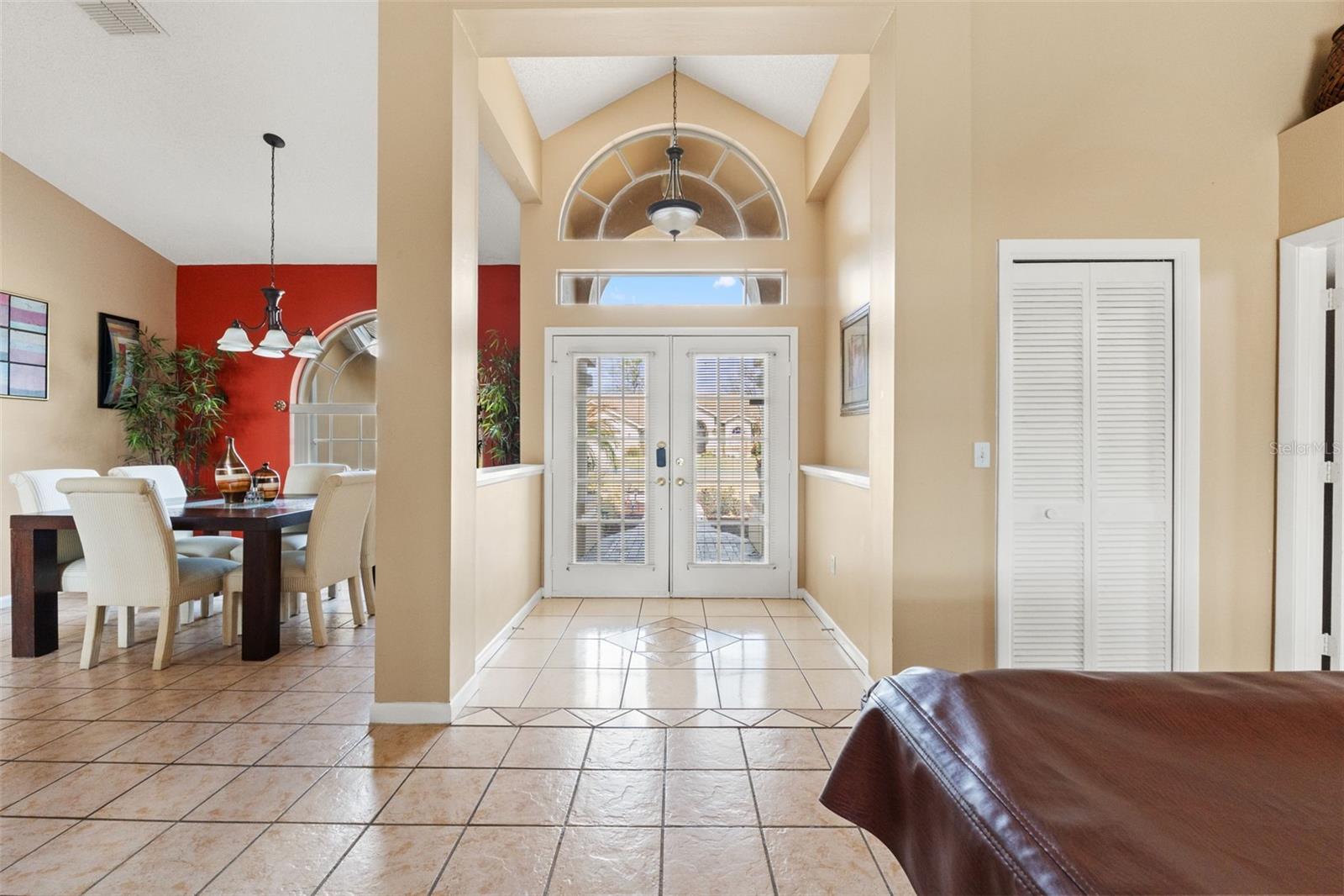 PRISTINE PLACE - Residential