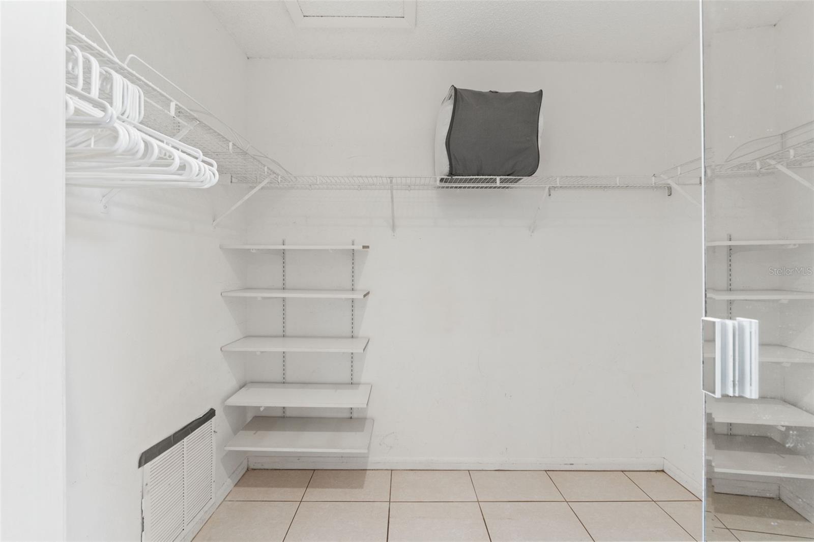 PRISTINE PLACE - Residential