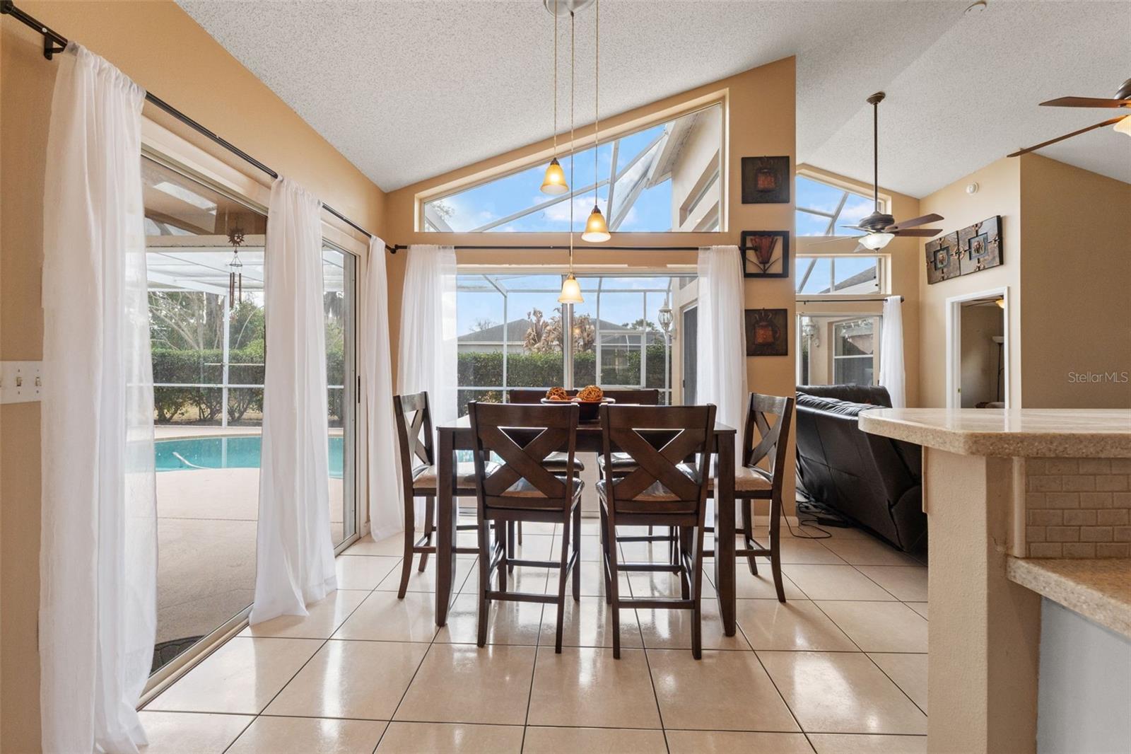 PRISTINE PLACE - Residential