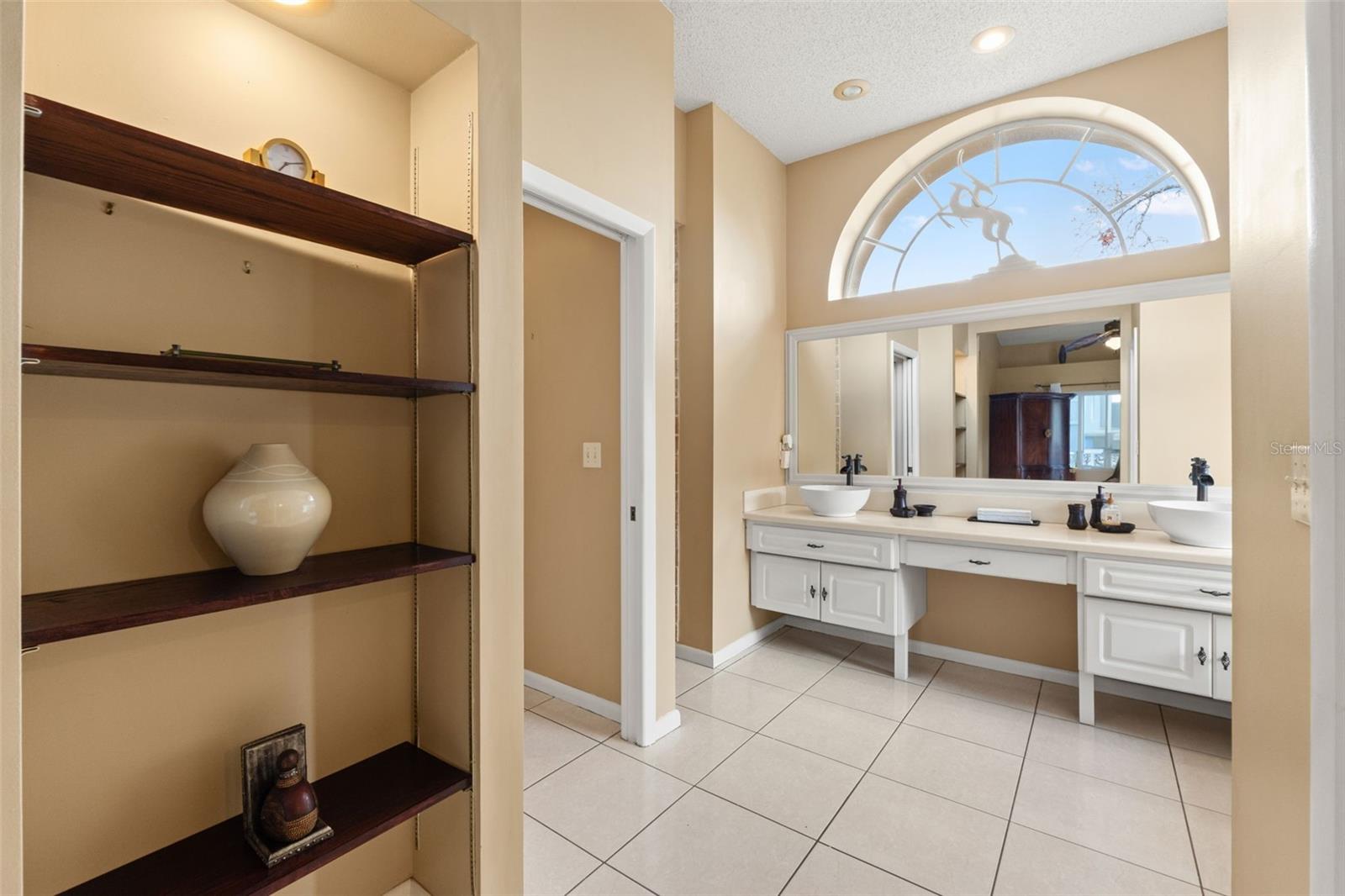 PRISTINE PLACE - Residential