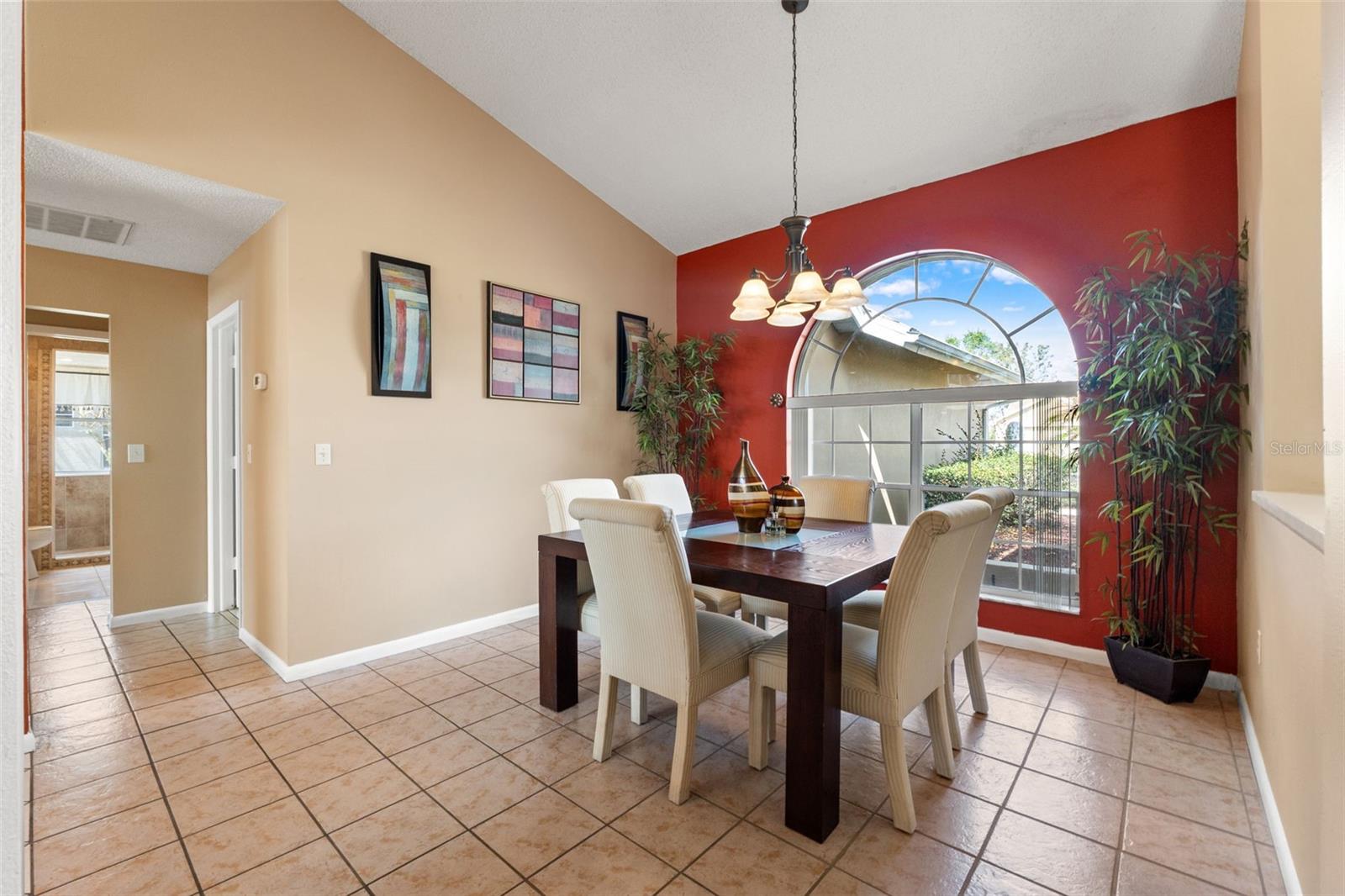 PRISTINE PLACE - Residential