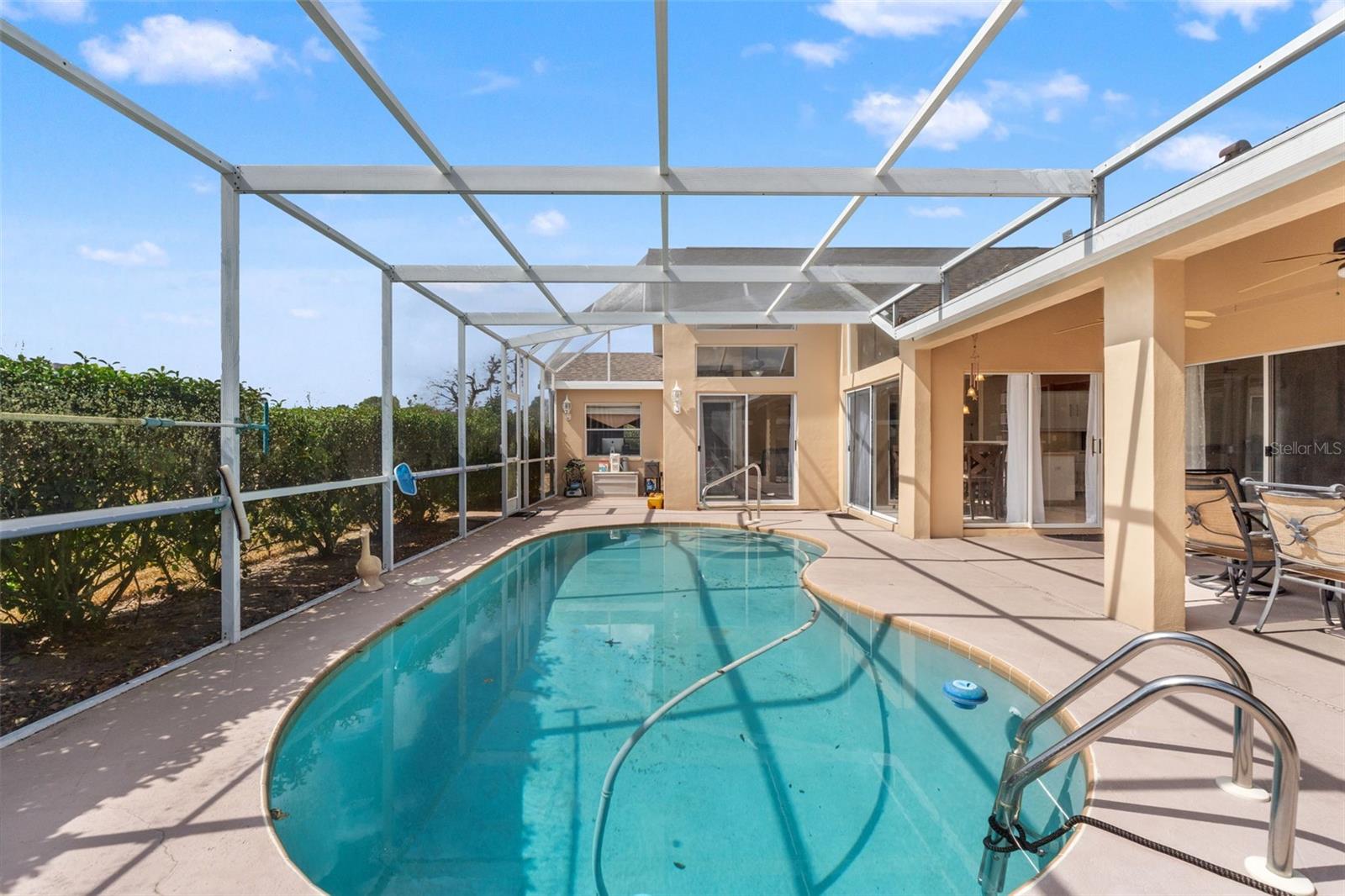 PRISTINE PLACE - Residential