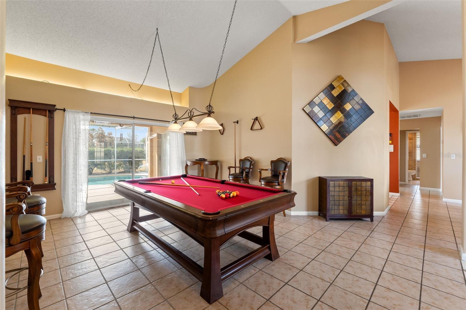 PRISTINE PLACE - Residential