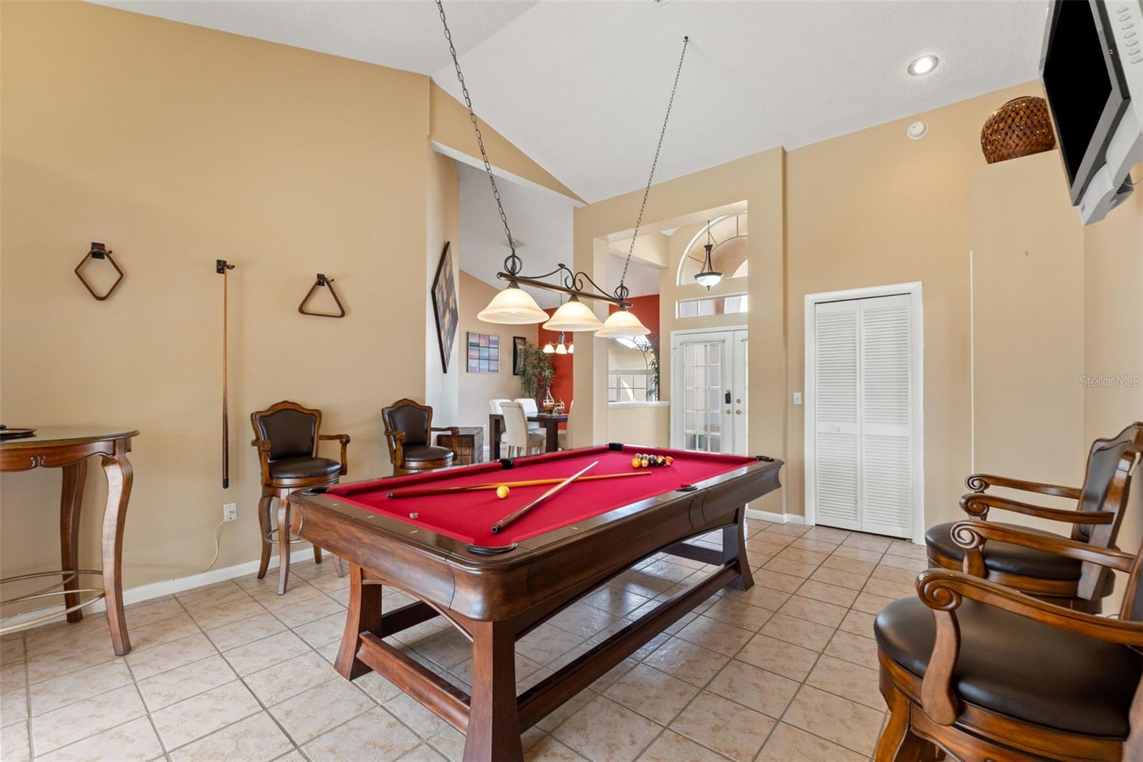 PRISTINE PLACE - Residential