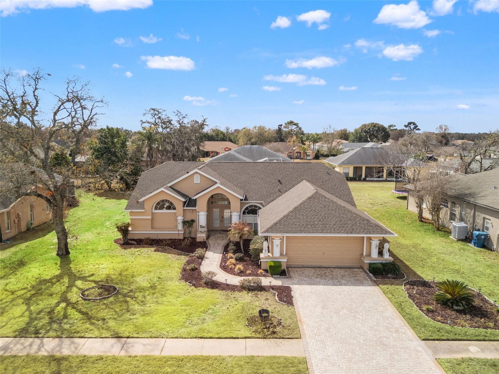 PRISTINE PLACE - Residential