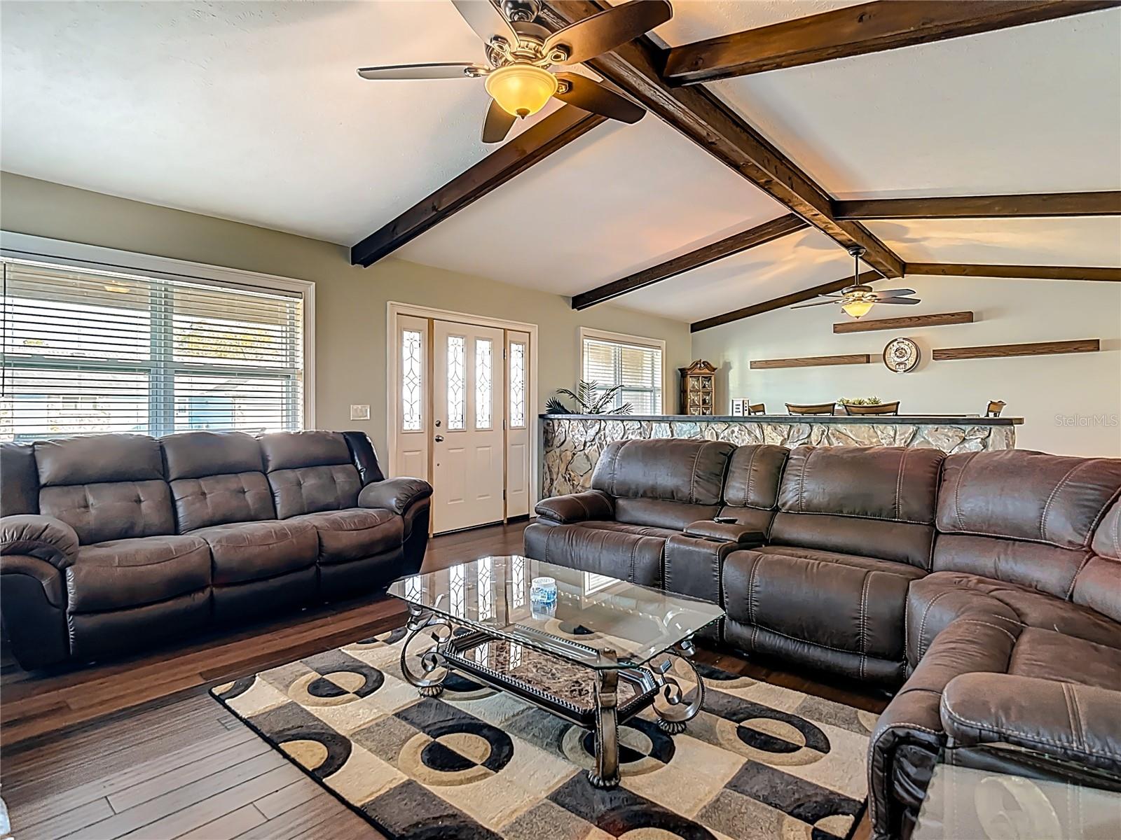 SHADOW OAKS SUB - Residential