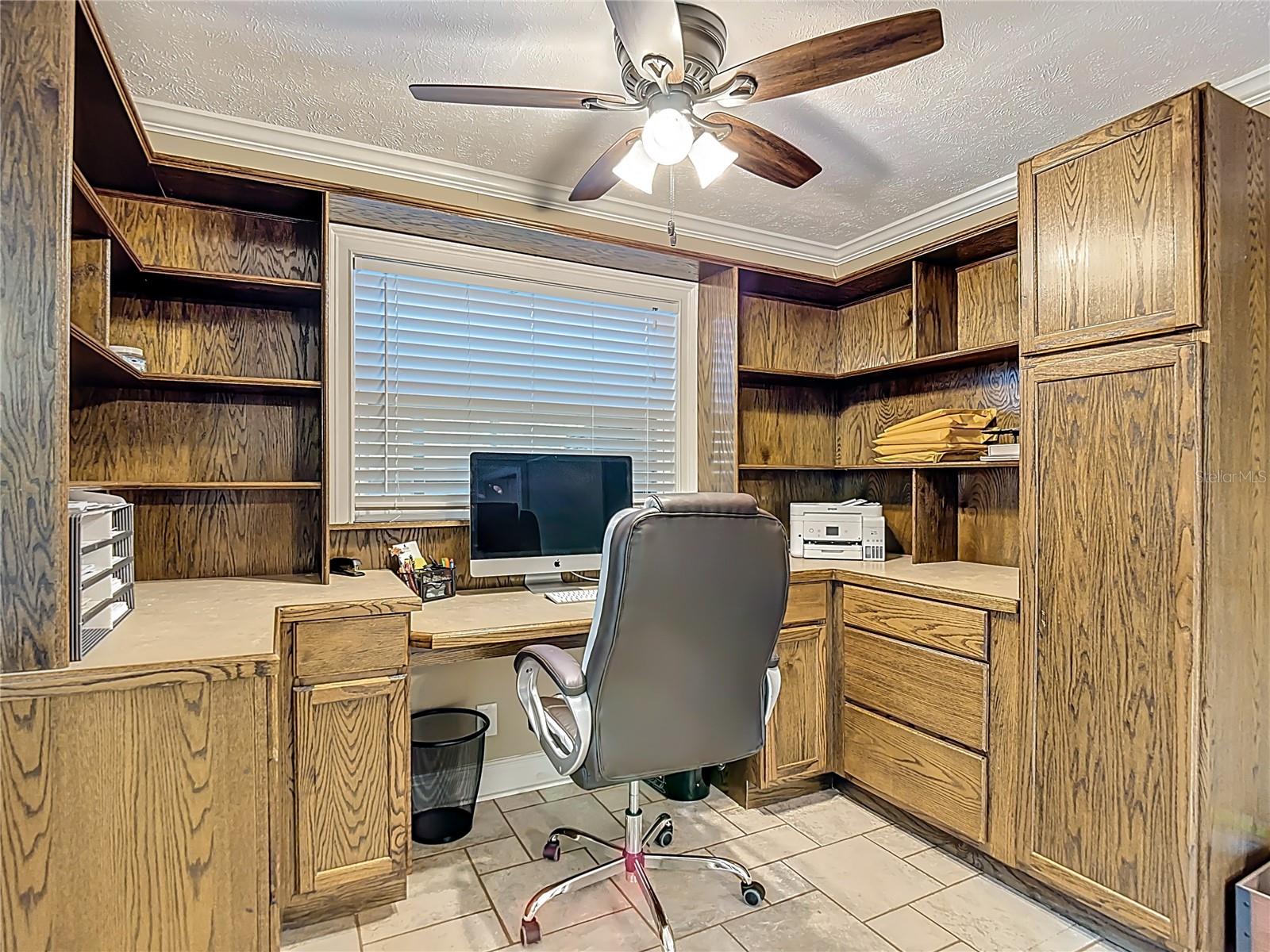 SHADOW OAKS SUB - Residential