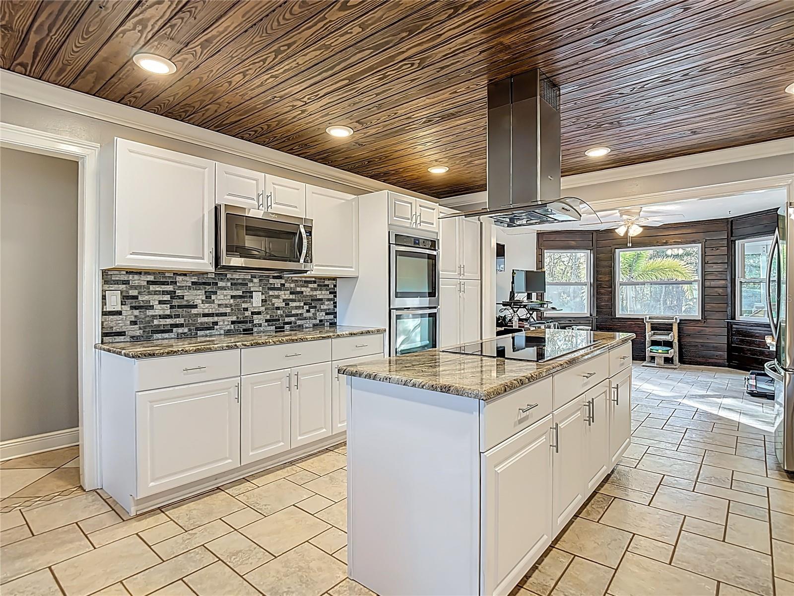 SHADOW OAKS SUB - Residential