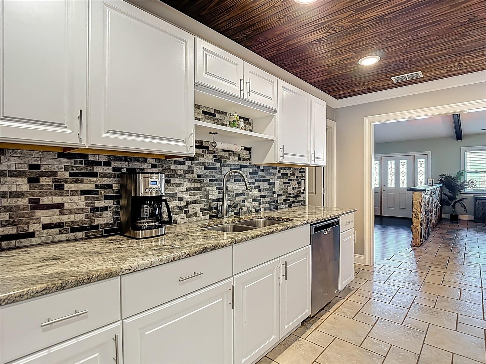 SHADOW OAKS SUB - Residential