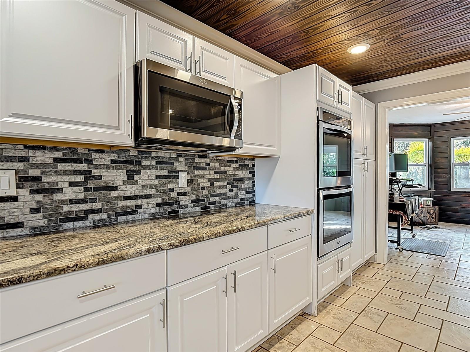 SHADOW OAKS SUB - Residential