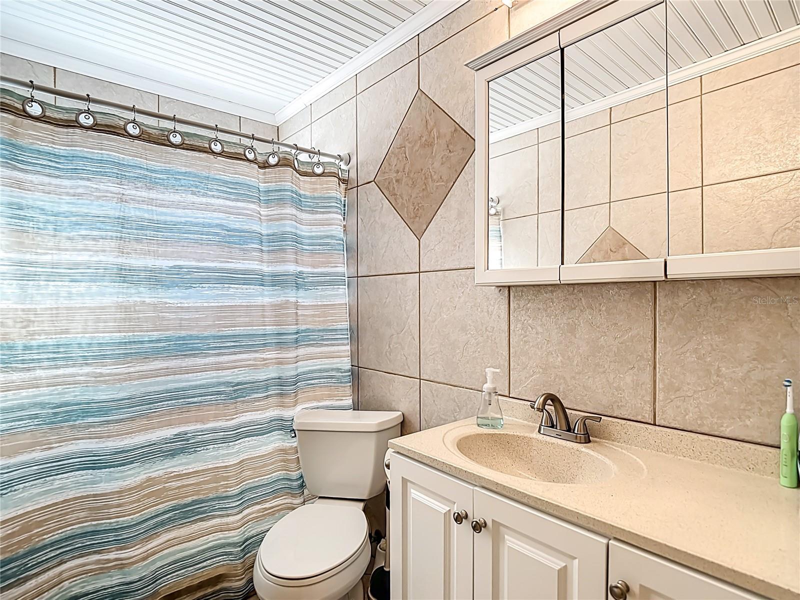 SHADOW OAKS SUB - Residential