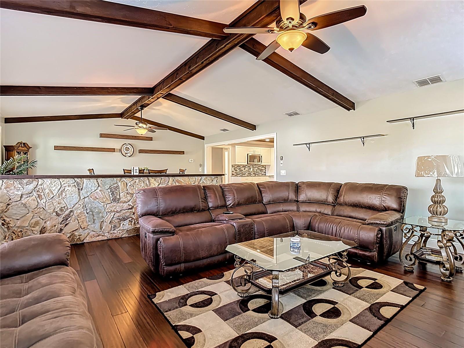 SHADOW OAKS SUB - Residential