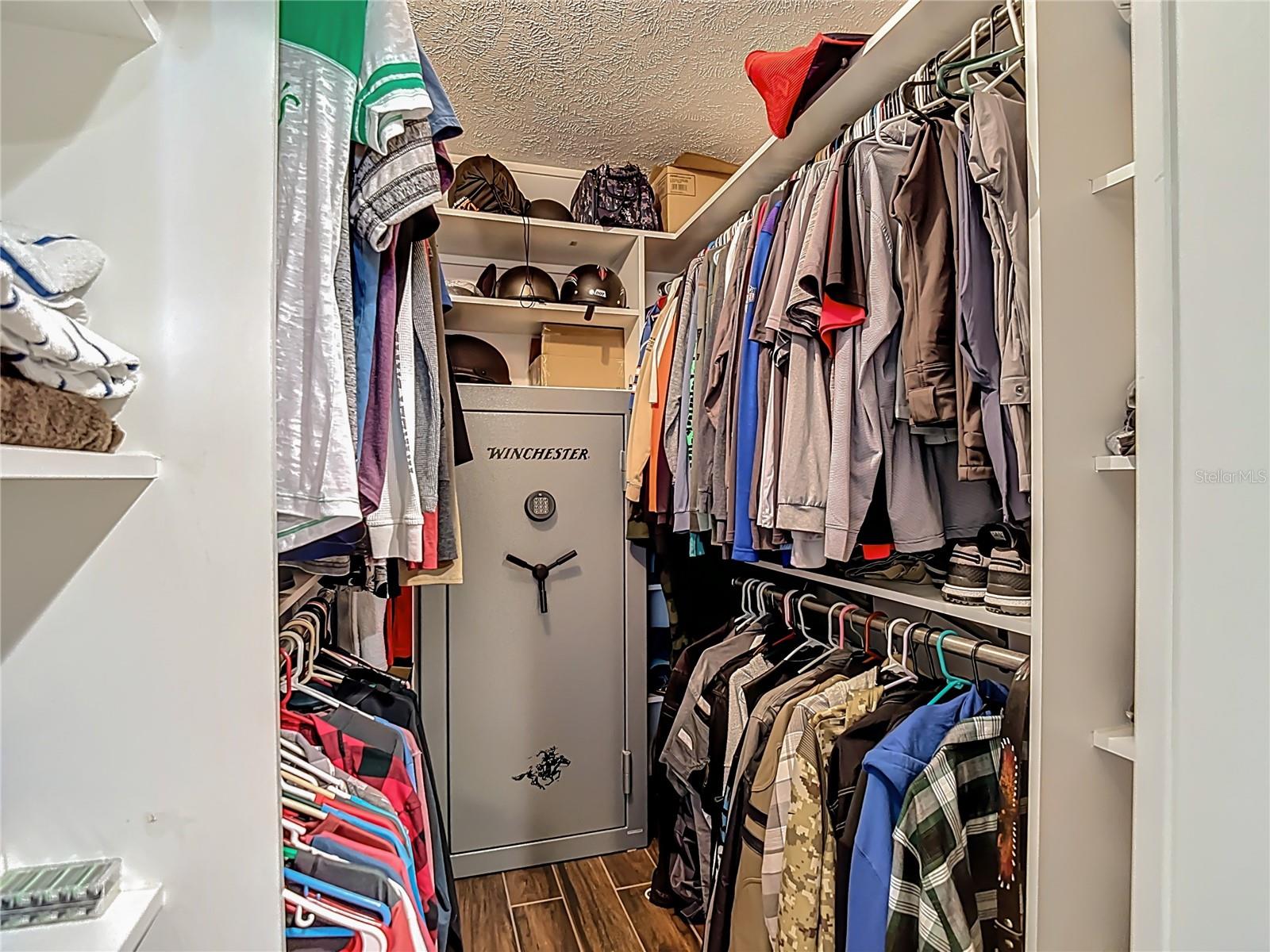 SHADOW OAKS SUB - Residential