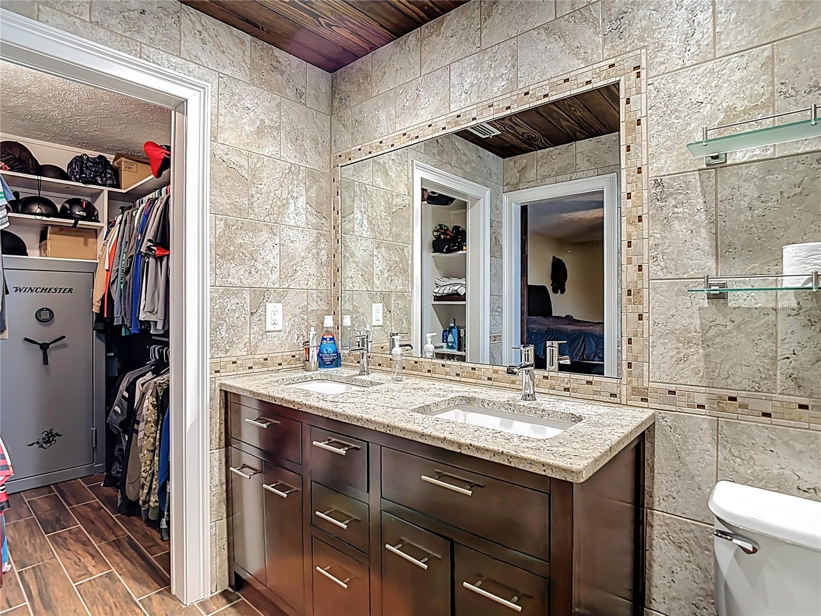 SHADOW OAKS SUB - Residential