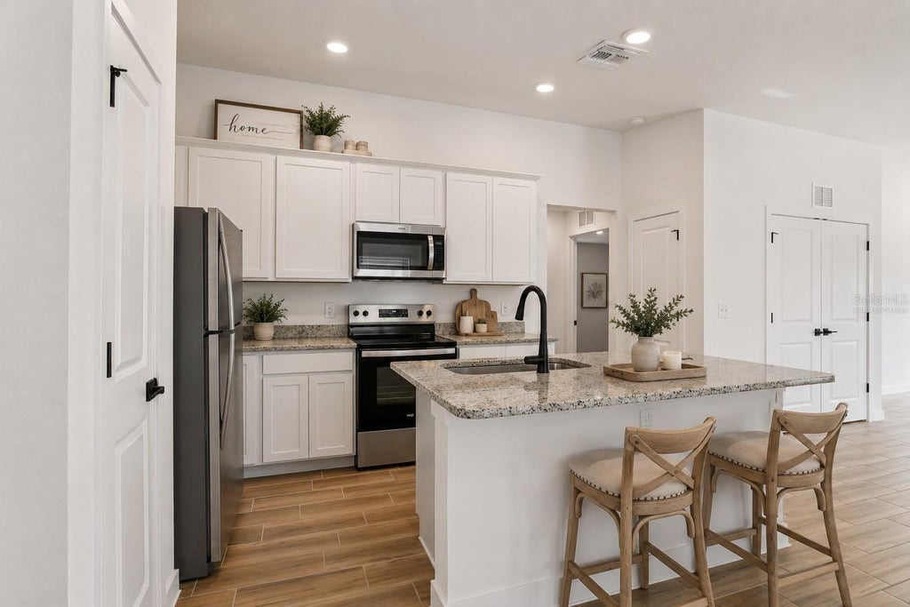 Photo of Lakeland, FL 33809 (MLS # TB8534667)