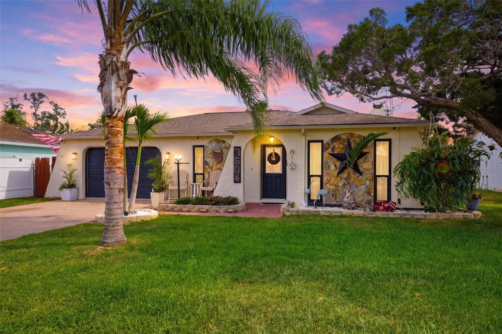 Photo of 7604 Mako Dr, Hudson, FL 34667 (MLS # W7885210)