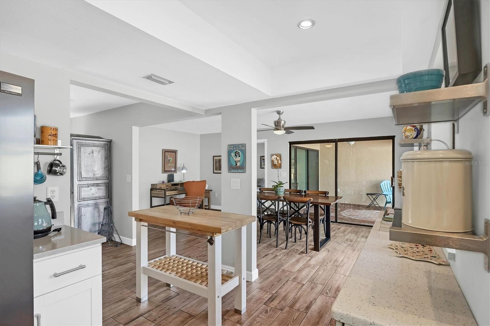 GLEN OAKS MANOR HOMES PH 2 - Residential