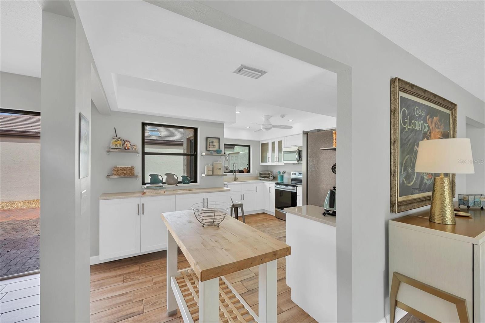 GLEN OAKS MANOR HOMES PH 2 - Residential