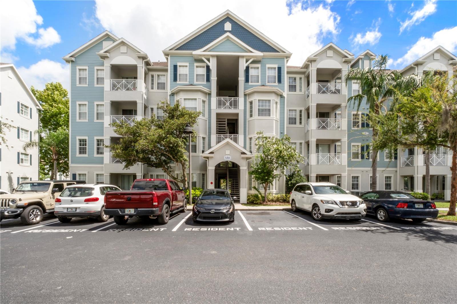 Welcome to this beautifully maintained 3-bedroom, 2-bath condo on the second floor with serene lake views in the gated community of Cane Island. The open floor plan offers modern living with natural light flowing through the main living areas. Enjoy the convenience of in-unit laundry and a near dual-suite layout—secondary bath acts as both a hallway bath and as private access for the second bedroom, perfect for guests or family. Step out onto the private balcony to soak in gorgeous lake vistas.
Prime Location:
This home is just minutes from everything — only about 10 miles (˜15?min) from Walt Disney World, making it ideal for vacationers or commuters. You’re also within easy reach of top retailers, restaurants, and everyday conveniences like grocery stores and pharmacies. Whether you’re seeking full-time living, a vacation escape, or an investment rental, this condo delivers on both comfort and location.