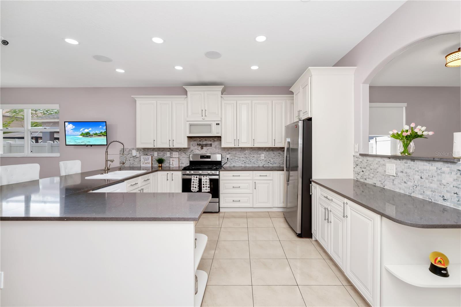 ANDOVER POINT 50 24 - Residential