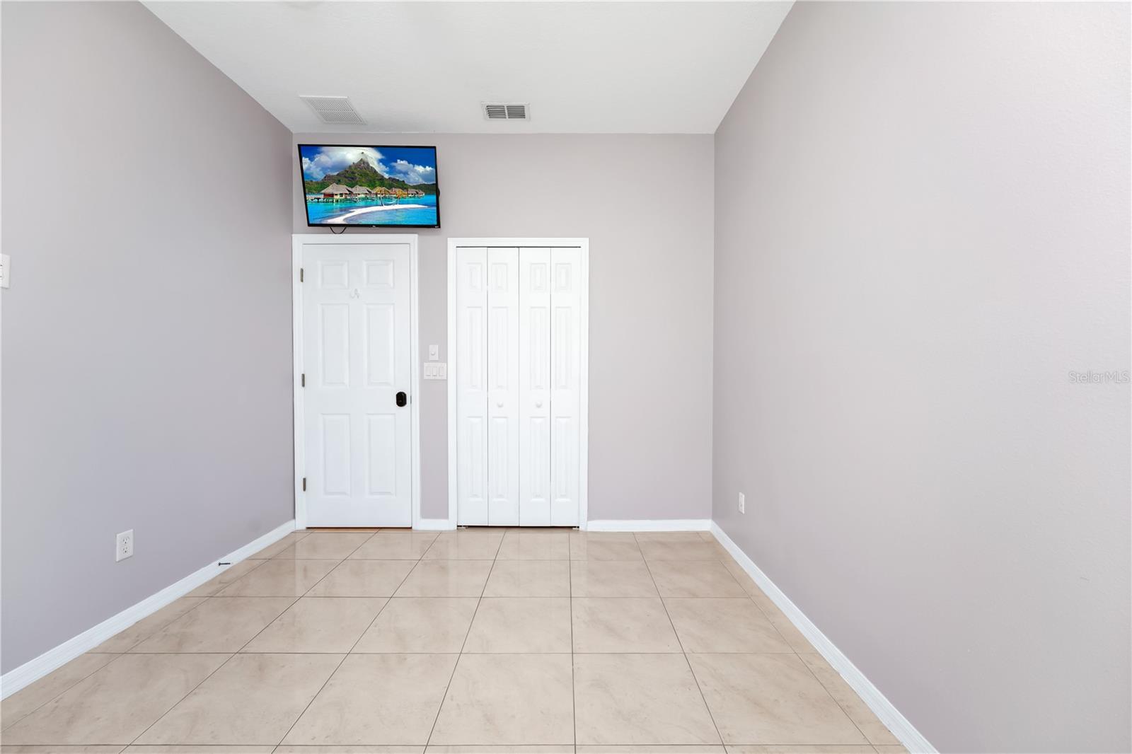 ANDOVER POINT 50 24 - Residential