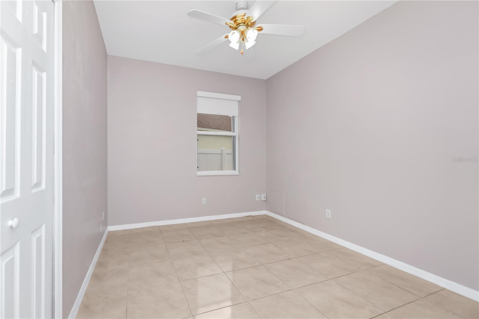 ANDOVER POINT 50 24 - Residential