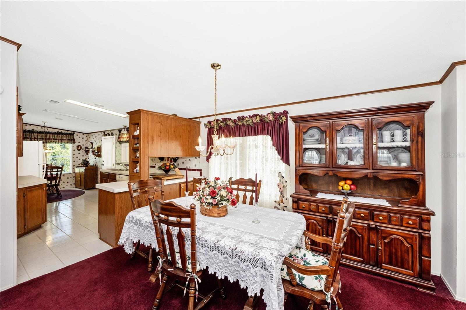 VENETIAN ESTATES - Residential