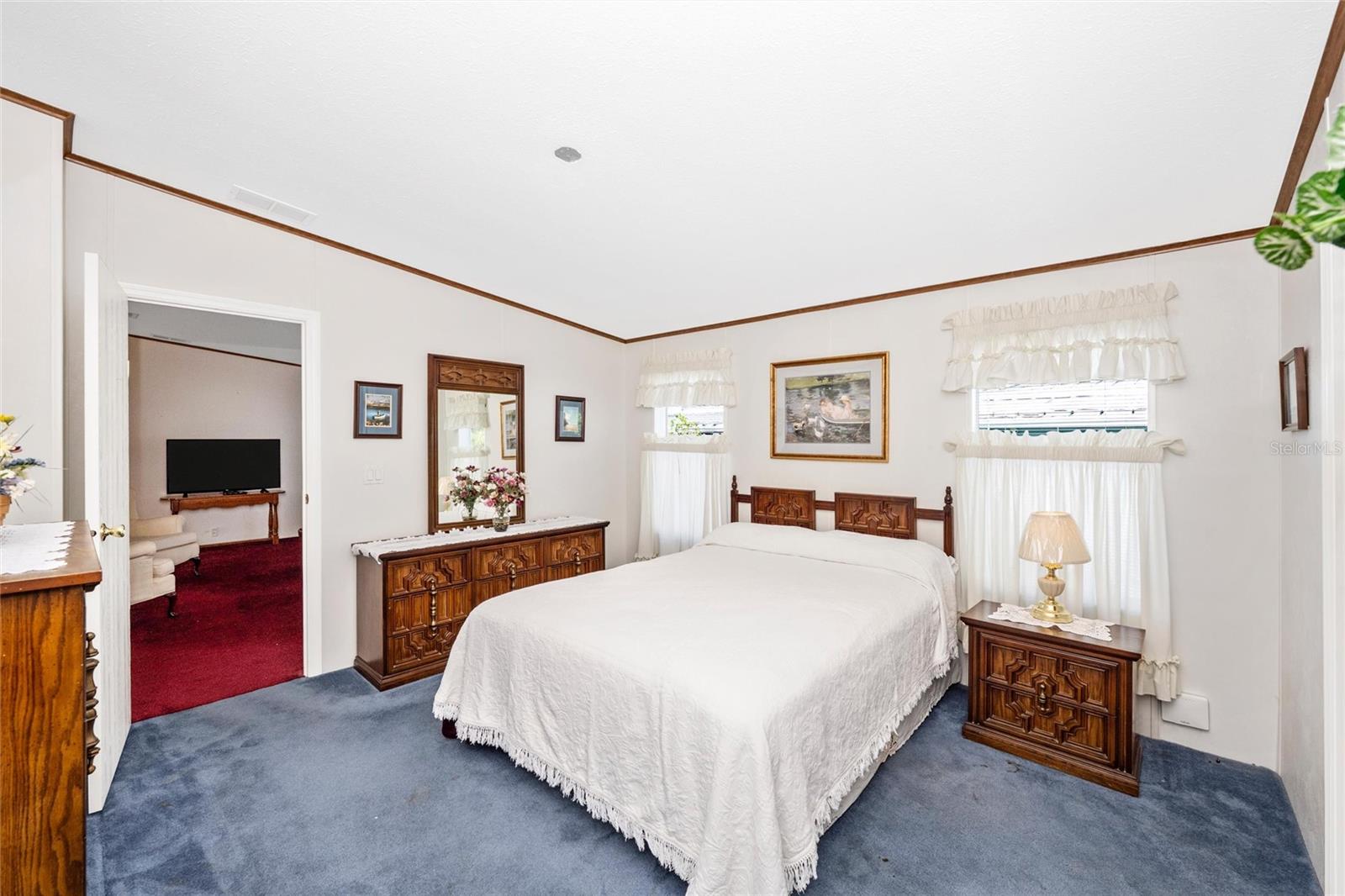 VENETIAN ESTATES - Residential