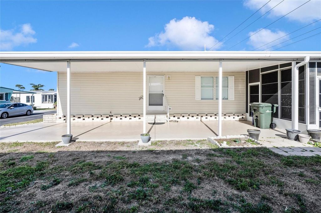 Photo of 2165 Gondola Drive, Sarasota, FL 34238 (MLS # A4690100)