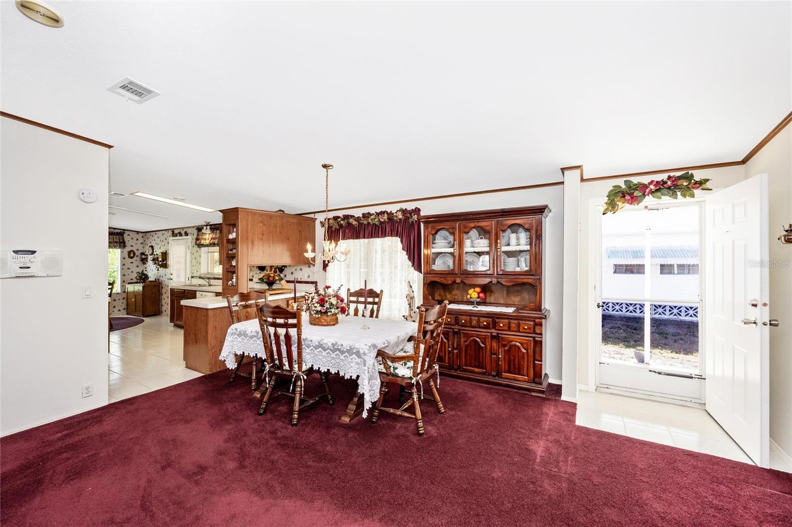 VENETIAN ESTATES - Residential