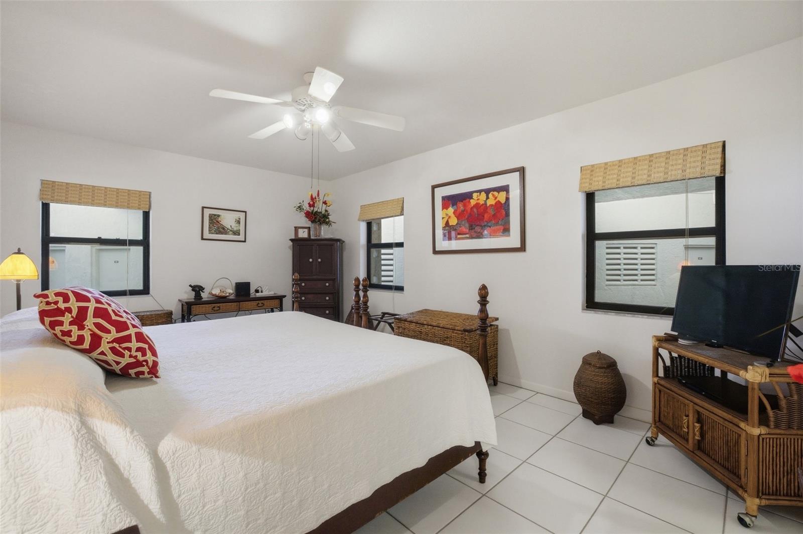 MARINA SOUTH SHORE PH I OR 1432 PG 278 UNIT 23A - Residential