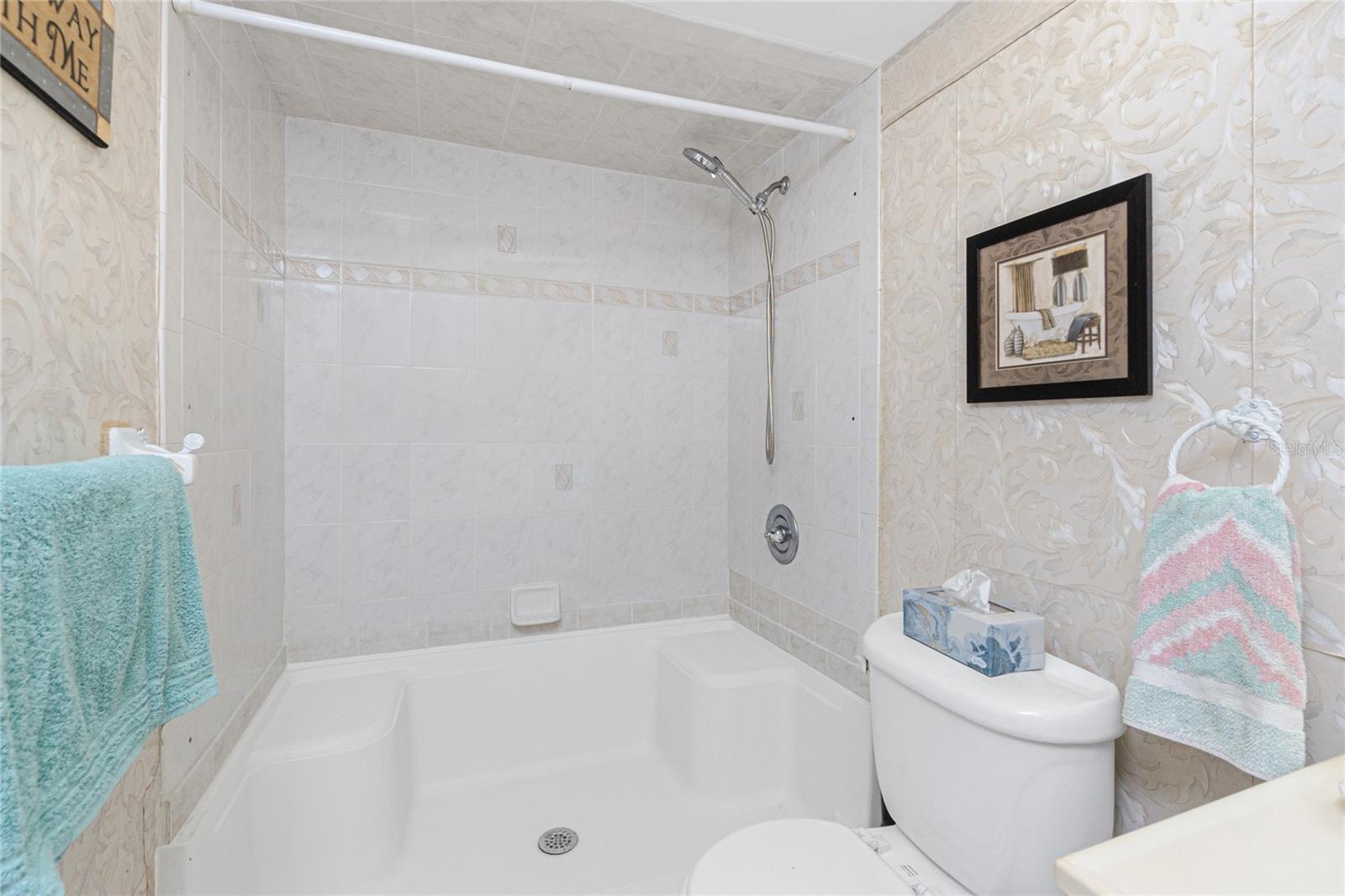 ROTONDA WEST OAKLAND HILLS - Residential