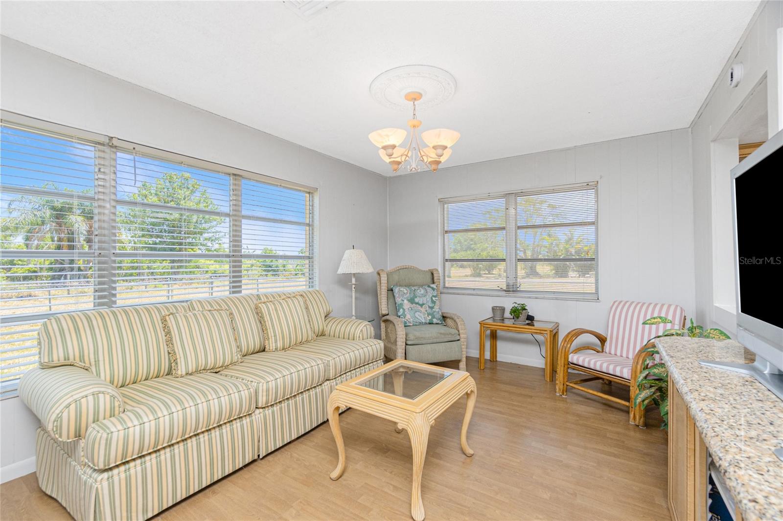 ROTONDA WEST OAKLAND HILLS - Residential