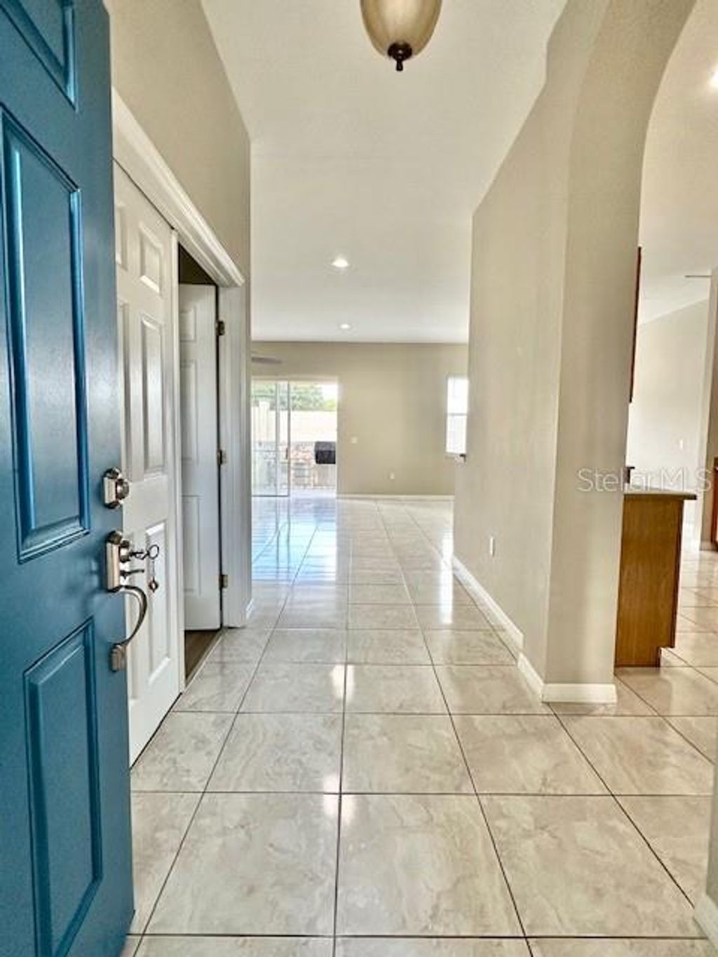 Photo of 6216 Alamanda Hills Boulevard, Lakeland, FL 33813 (MLS # L4955850)