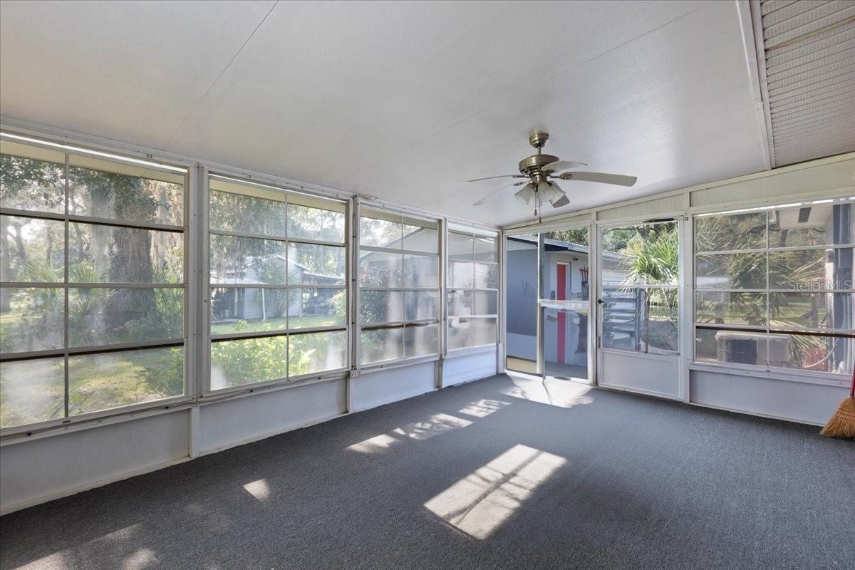 MANATEE FARMS ESTATE 1 - Residential