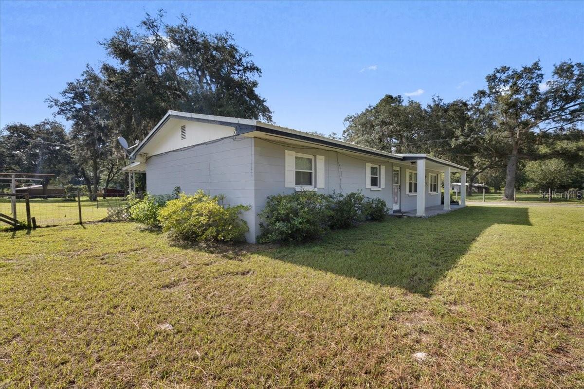 MANATEE FARMS ESTATE 1 - Residential