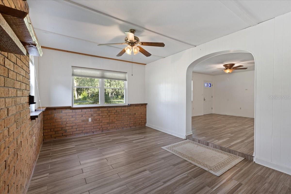 MANATEE FARMS ESTATE 1 - Residential