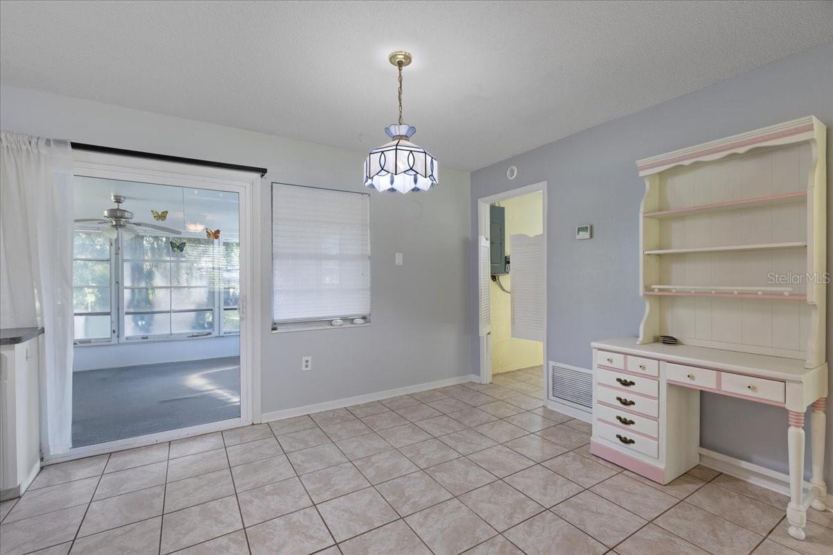 MANATEE FARMS ESTATE 1 - Residential