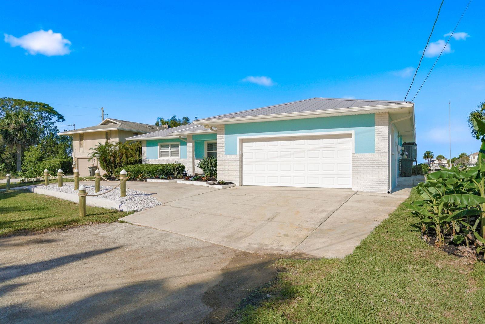 DRIFTWOOD ISLES - Residential