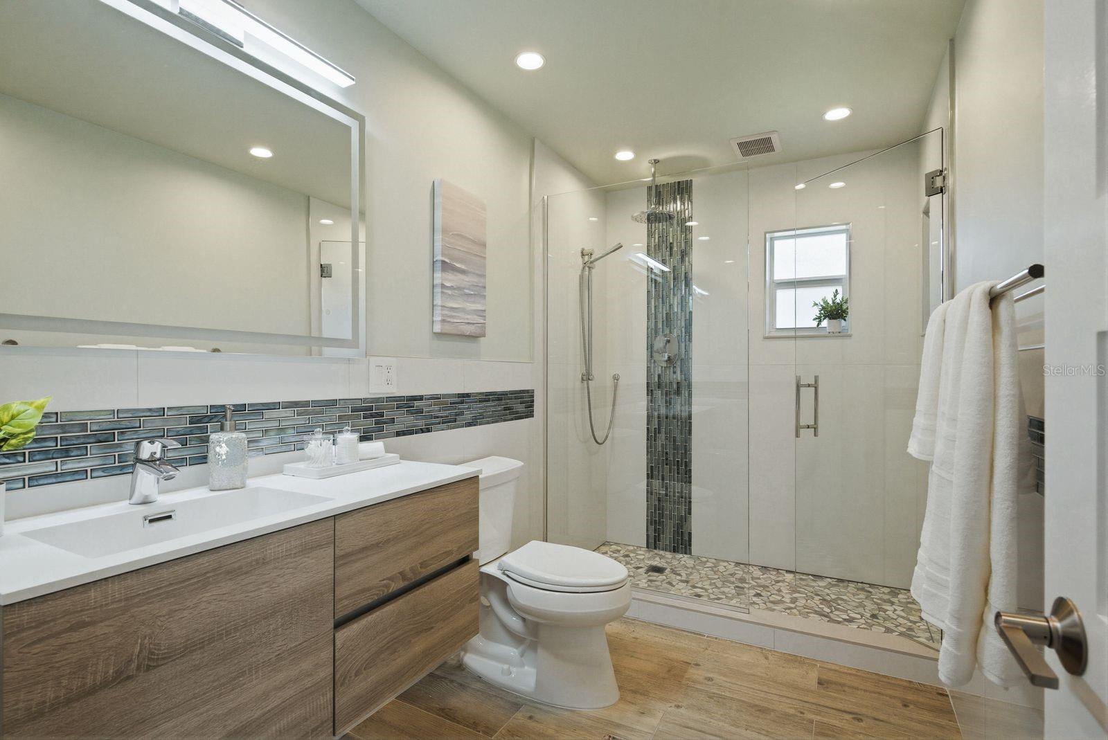 DRIFTWOOD ISLES - Residential